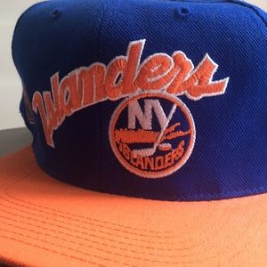 New York Islanders Vintage NHL Fitted 7 3/8 Hat